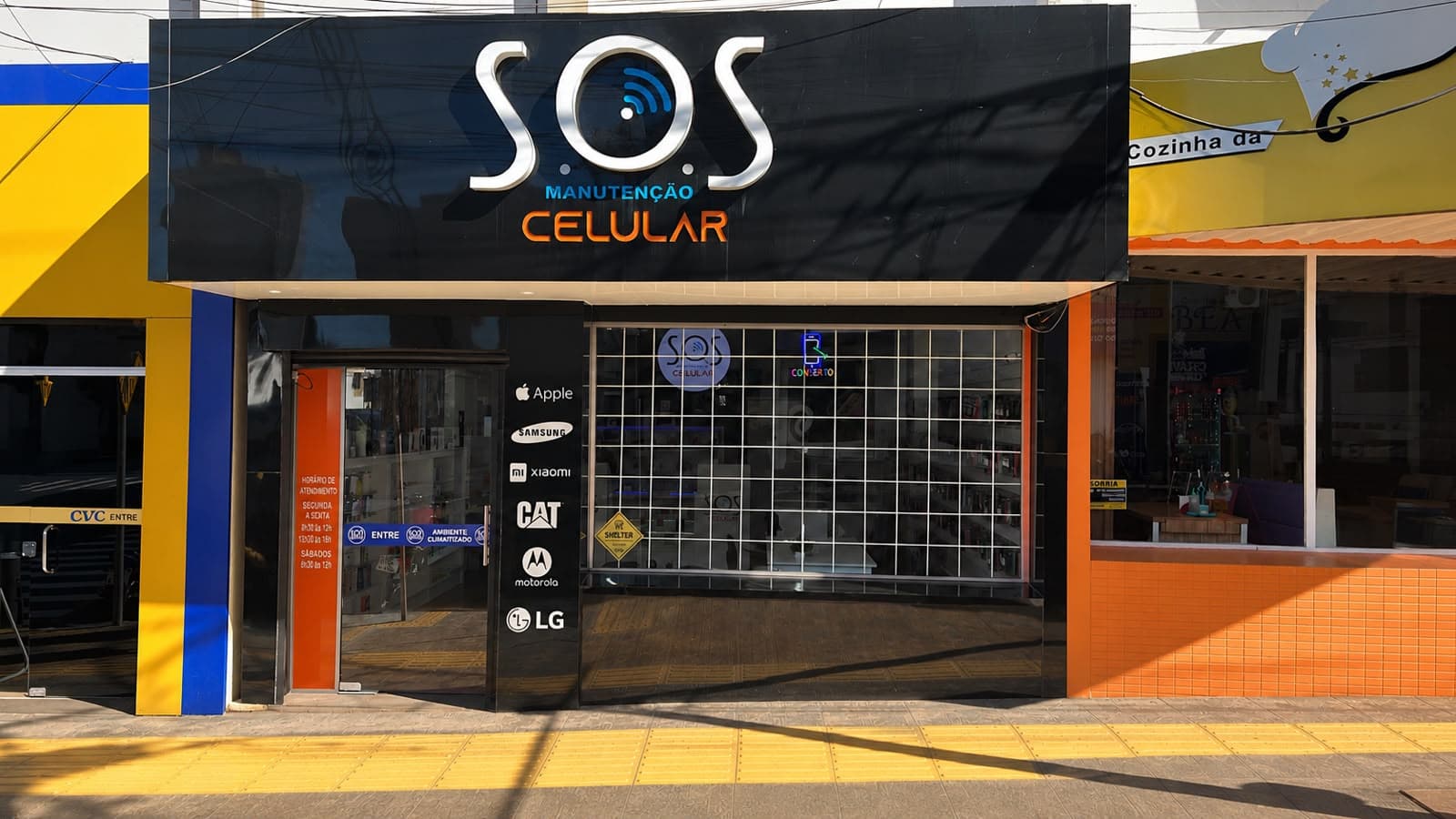Fachada da loja SOS Celulares em Santa Rosa/RS
